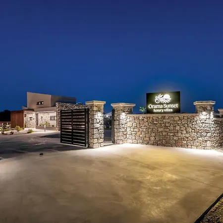 Orama Sunset Luxury Villa *